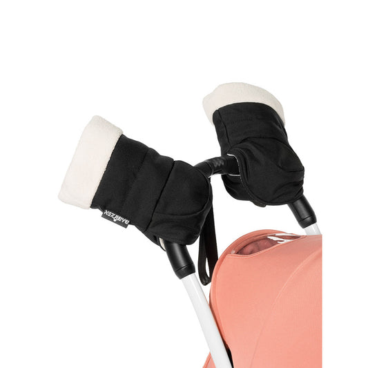 Stokke YOYO Mittens for YOYO and YOYO² strollers, warm and water-resistant hand warmers that attach to stroller handlebar – ideal for winter strolls, available for rental