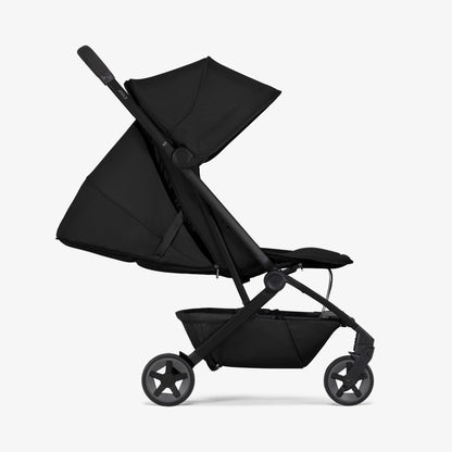 Thursday’s Child rental – Joolz Aer 2 stroller with sleek design and easy fold