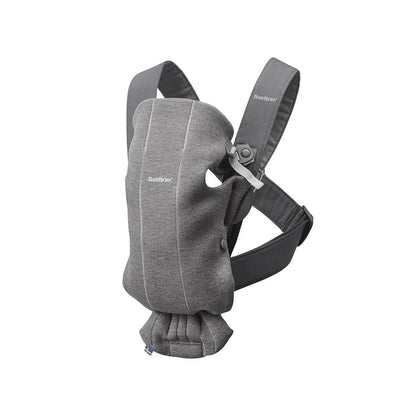 BabyBjörn Mini baby carrier for newborns, soft and ergonomic front carrier ideal for short trips and newborn bonding – available for rent
